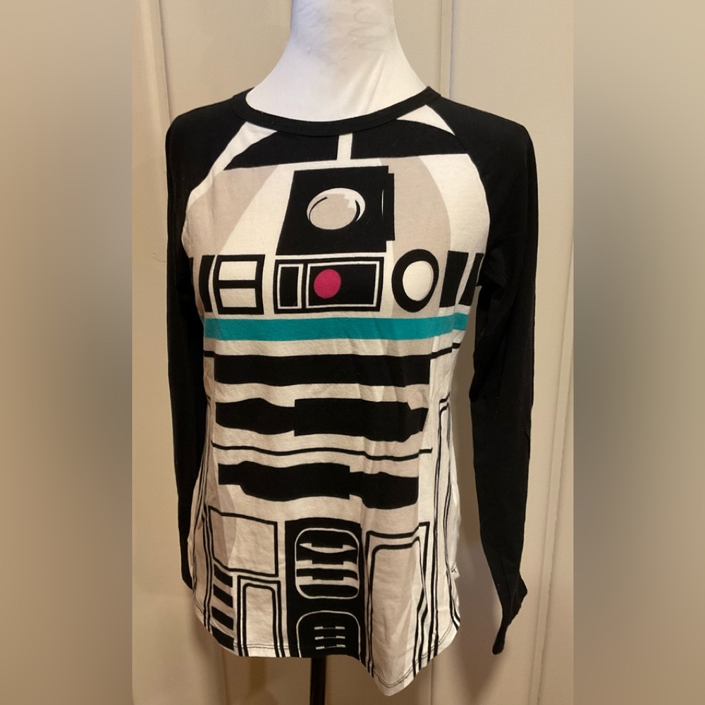 Lucas Film Star Wars R2D2 droid baseball tee